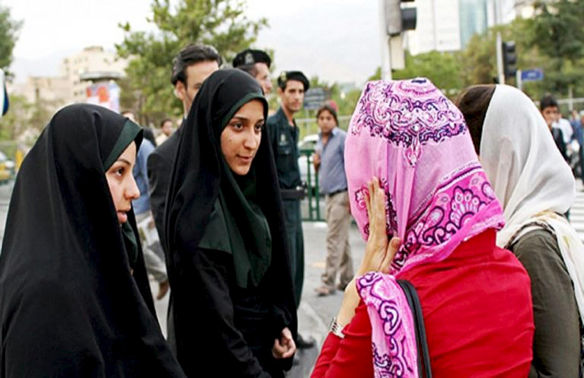 تهدید صریح بی‌حجاب‌ها به حبس و شلاق در خیابان