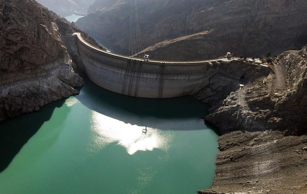 تغییر باورنکردنی حجم آب سد کرج از اردیبهشت تا خرداد امسال + فیلم