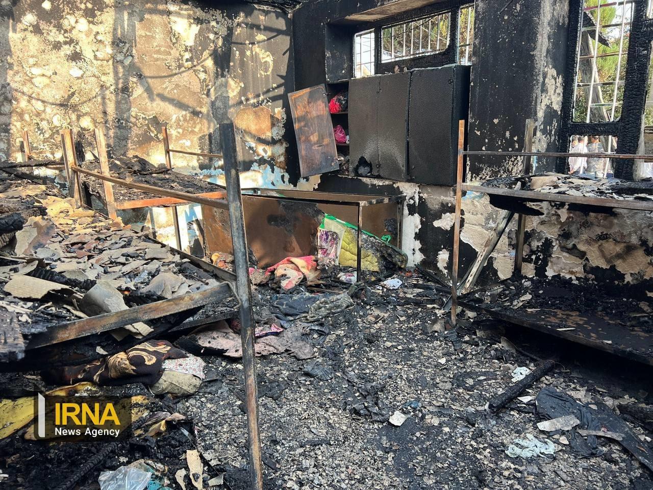 جزئیات آتش‌سوزی و مرگ ۳۲ نفر در  کمپ ترک اعتیاد لنگرود +عکس