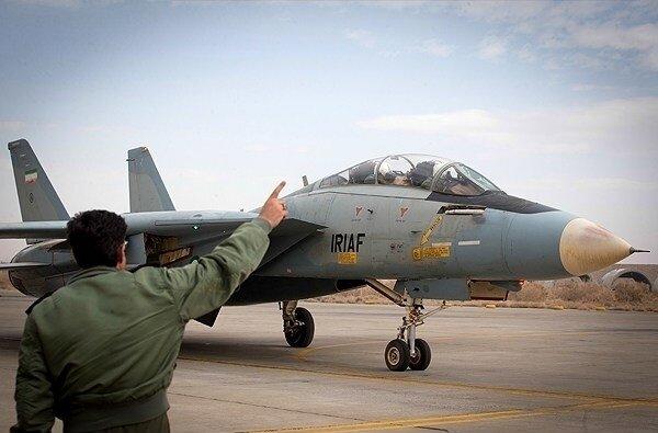 جنگنده F۱۴ به آسمان ایران برگشت+فیلم