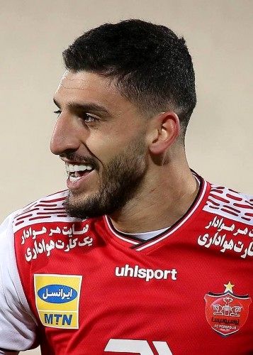 مهاجم پرسپولیس در آستانه پیوستن به مس کرمان + عکس