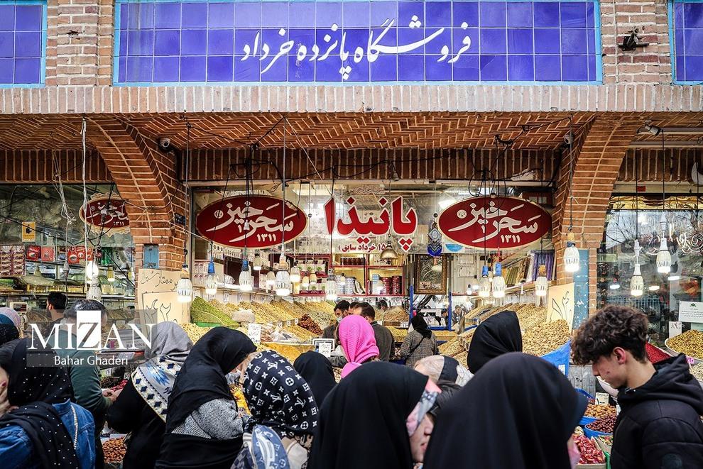 اتفاق عجیب در بازار تهران/ خرید و فروش جای پارک 200 و 300 هزارتومانی در  بازار تهران

