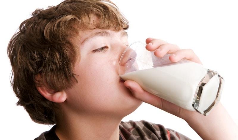 این خوراکی ها را با شیر ترکیب نکنید