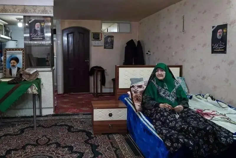 مادر ابراهیم رئیسی به مسعود پزشکیان چه گفت؟ فیلم