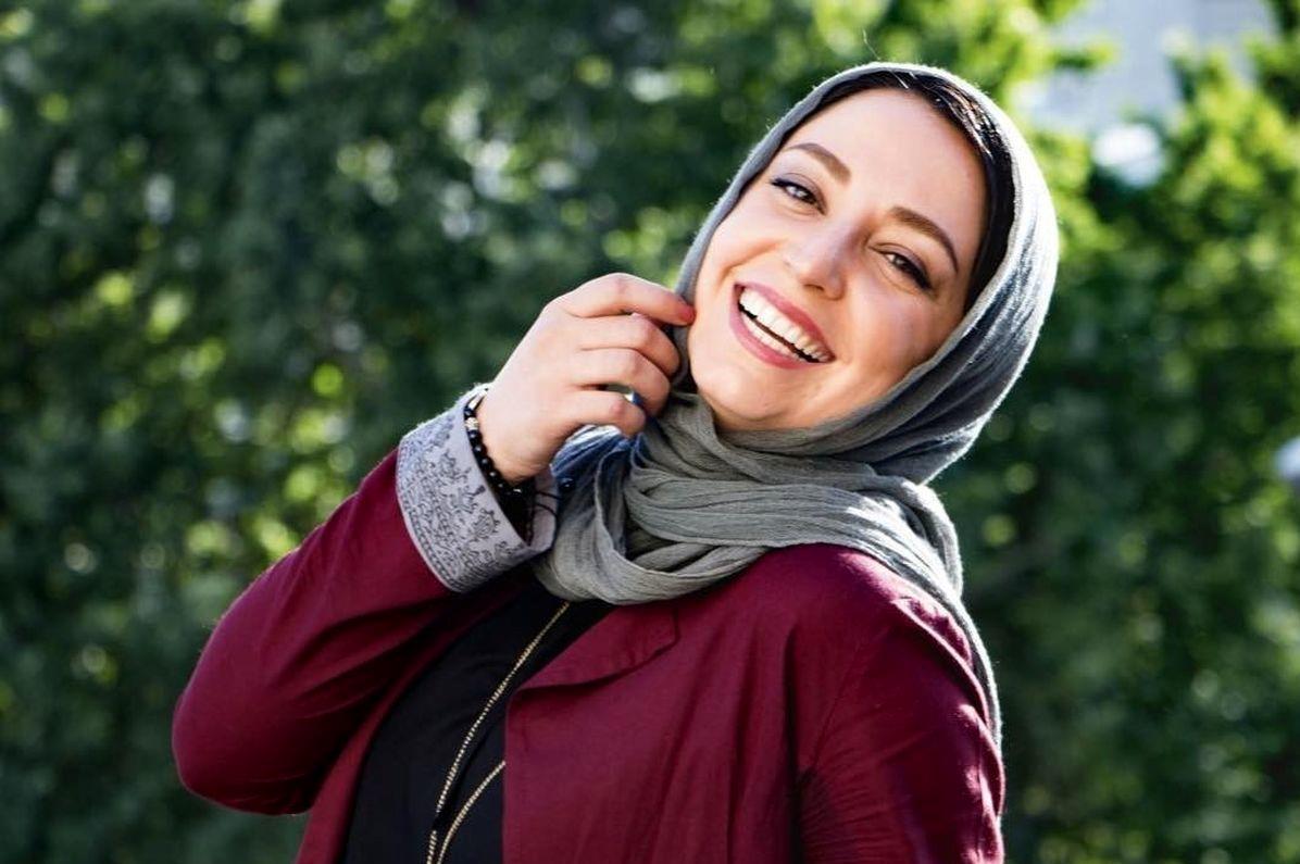 فیلم کشف حجاب مجری معروف در خیابان‌های تهران + ببینید