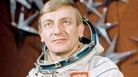 فضانورد مشهور لهستانی درگذشت
