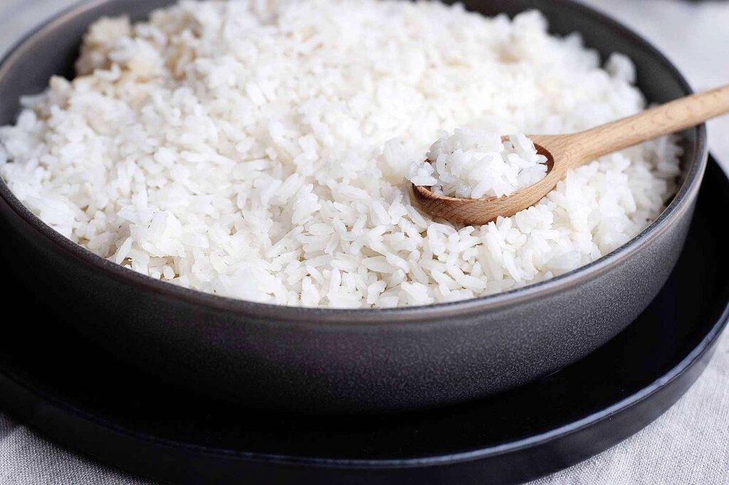 شستن برنج قبل از پخت درست است یا خیر