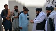 اقدام عجیب طالبان/ توزیع 550 دلار بین مردم افغانستان + عکس