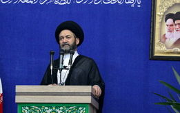 انتقاد شدید امام جمعه اردبیل از بی اطلاعی وزیر آموزش و پرورش درباره حقوق معلمان 