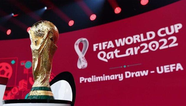 تصویر زیبای نمایش پرچم ایران در دوحه قطر به علت صعود تیم ملی به جام جهانی!