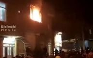به آتش کشیدن منزل یک پاسدار در بوکان + فیلم