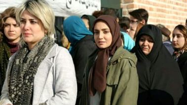 روش دور زدن حجاب در سینمای ایران + تصویر
