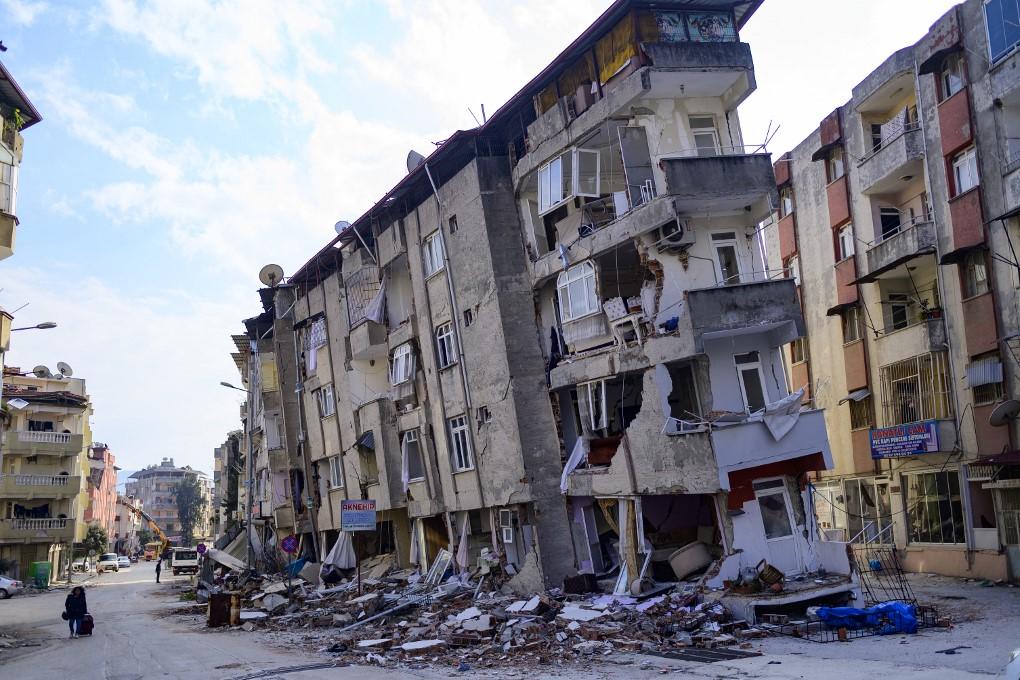 زلزله شدید در ترکیه | استانبول لرزید