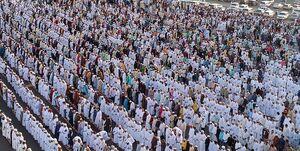 اقامه نماز عید فطر در ورزشگاه‌های فوتبال+عکس