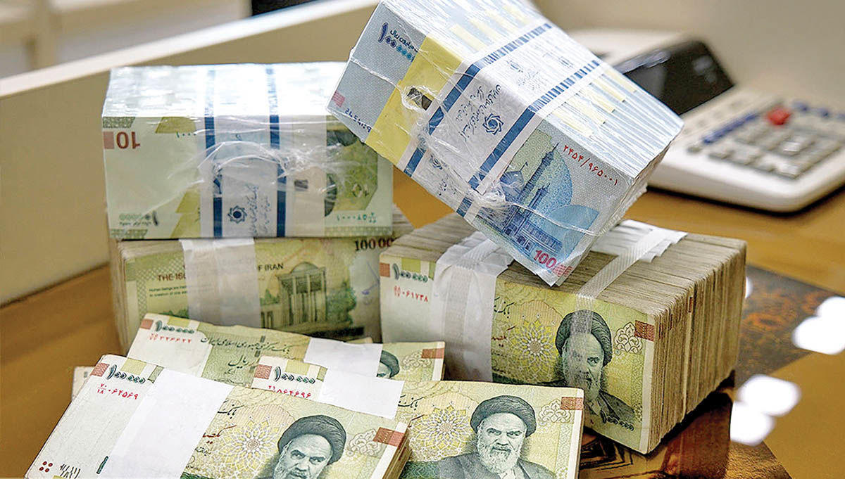 ارزش ریال ایران سقوط کرد؛ اسکناس‌های درشت ریال وارد بازار می‌شود