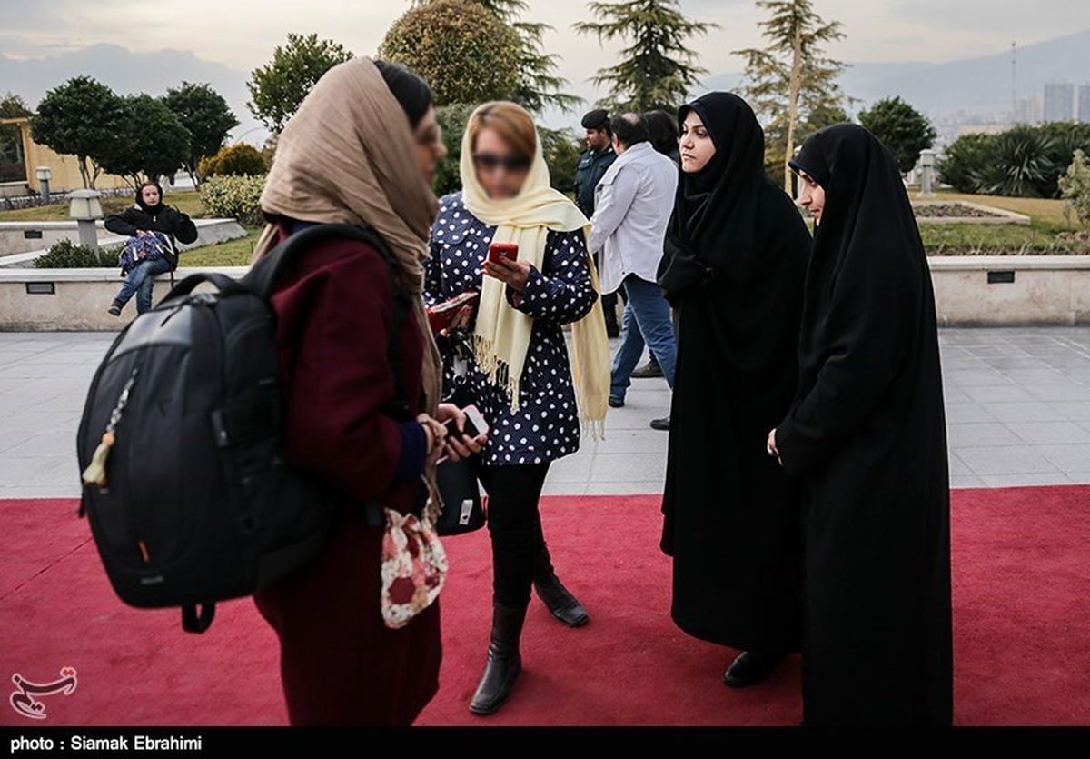 نماینده مردم چابهار: عرش خدا از بی‌حجابی می‌لرزد یا از بانکداری ربوی؟