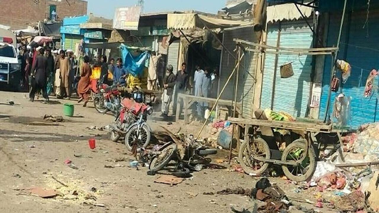 انفجار بمب انتحاری در پاکستان/ آمار کشته شدگان اعلام شد