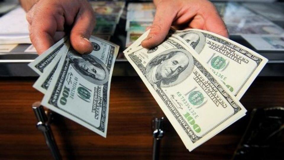 دلار در تهران، هرات و سلیمانیه گران شد / 5 پیش بینی از قیمت دلار