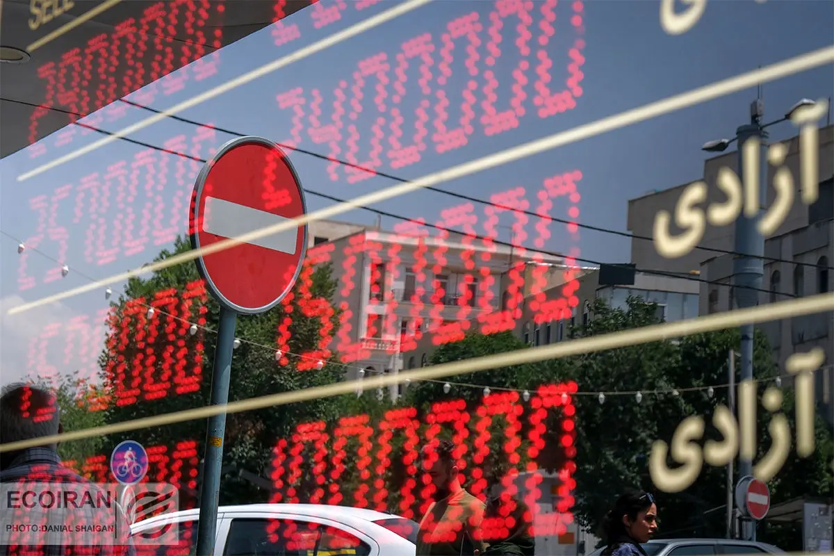 قیمت دلار در محدوده خط قرمز | دلار 50 هزار تومانی می شود؟