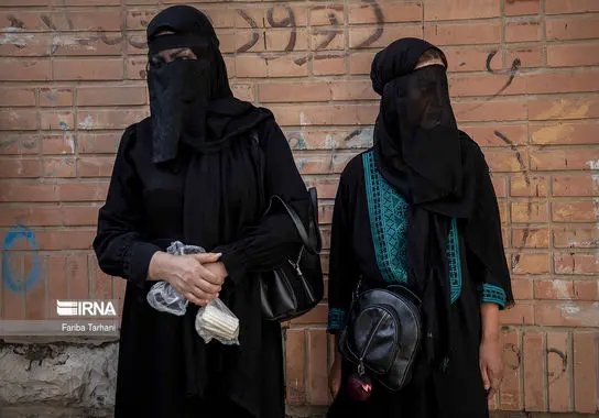 عزاداری بانوانِ نقابزده در «چهل منبر» لرستان 6