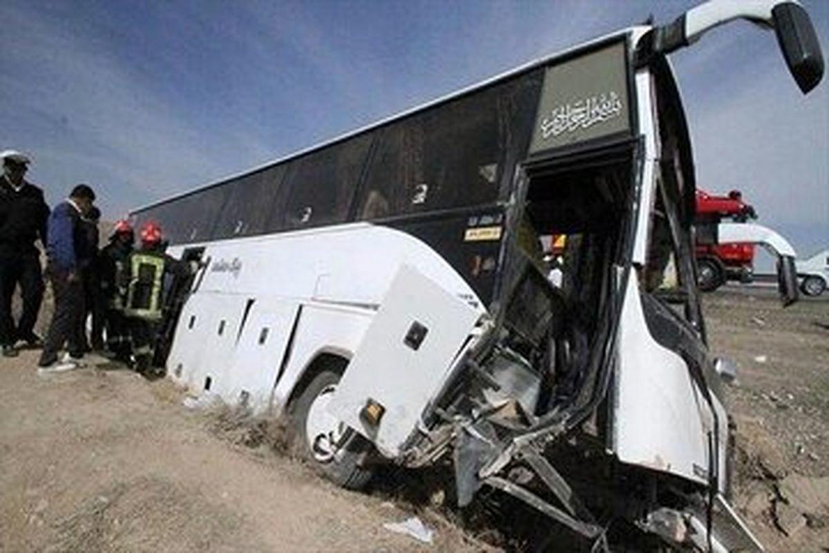 واژگونی اتوبوس حادثه ساز شد/تعداد مصدومان از 21 نفر گذشت
