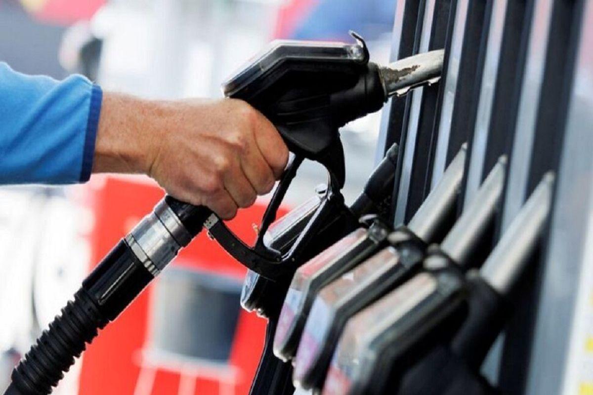 ادامه بحران کمبود بنزین و صف‌های طولانی سوخت | پمپ بنزین‌ها تعطیل شدند