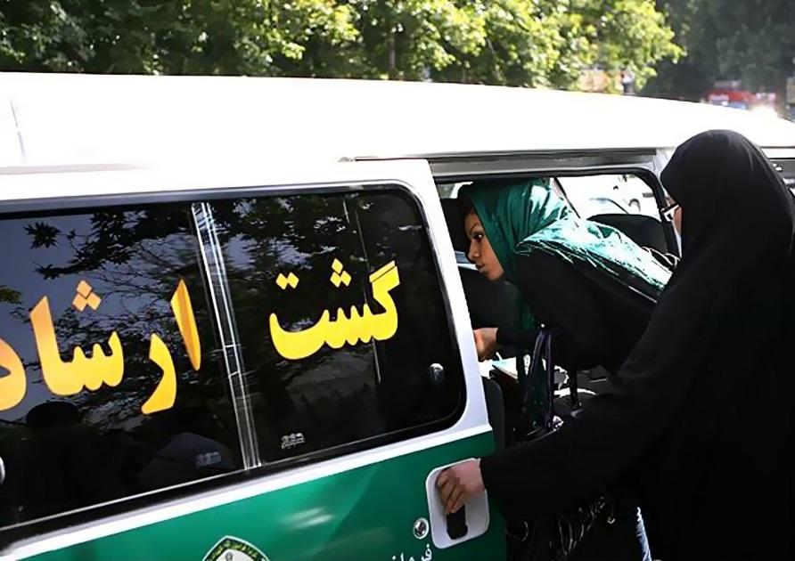 نامه نماینده مجلس به سردار اشتری: نحوه برخورد با زنان بازداشت شده در شان مجریان قانون نیست
