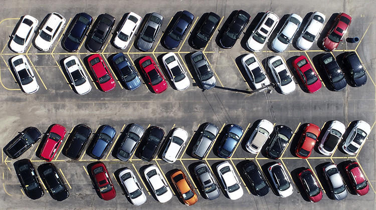 خبر مهم قالیباف درباره خرید و ثبت‌نام خودروهای وارداتی | حساب وکالتی دردسرساز شد