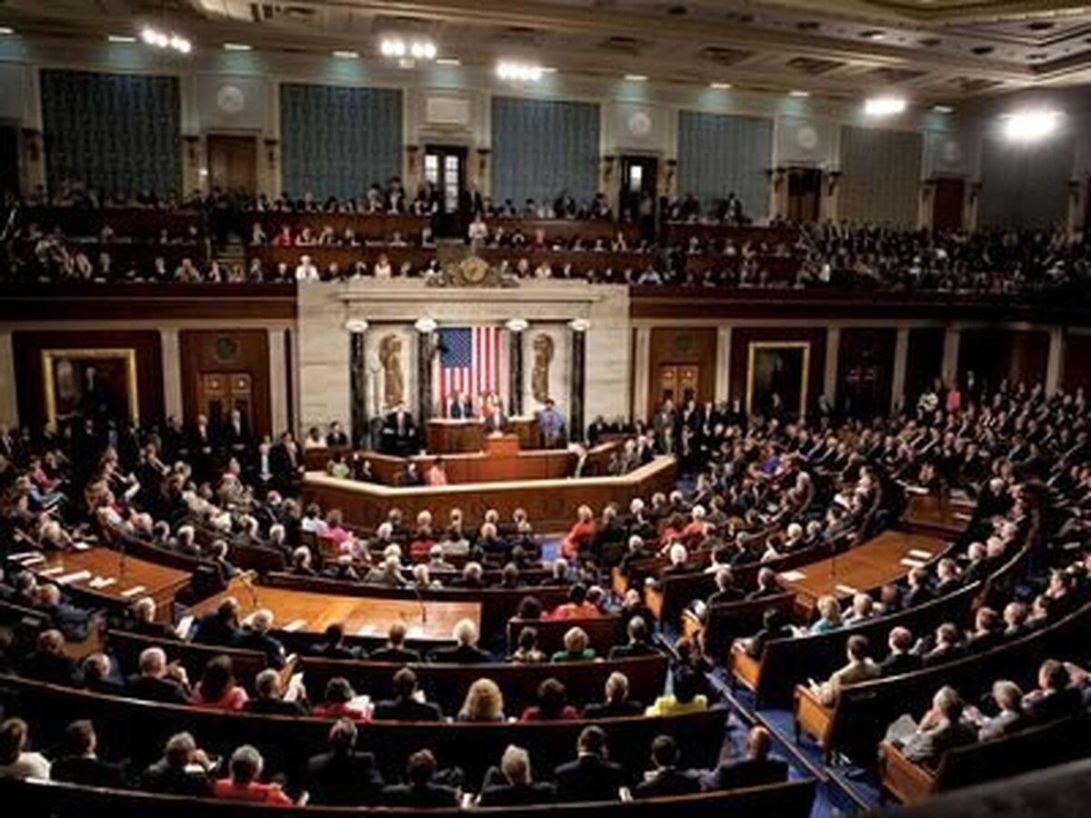 درخواست  ۱۰۰ عضو کنگره آمریکا از بایدن برای فعال کردن مکانیسم ماشه علیه ایران 