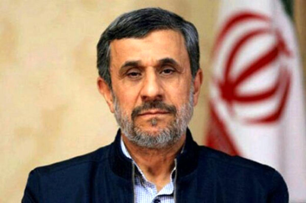 تعریف و تمجید جنجالی احمدی‌نژاد از رئیس‌جمهور اوکراین