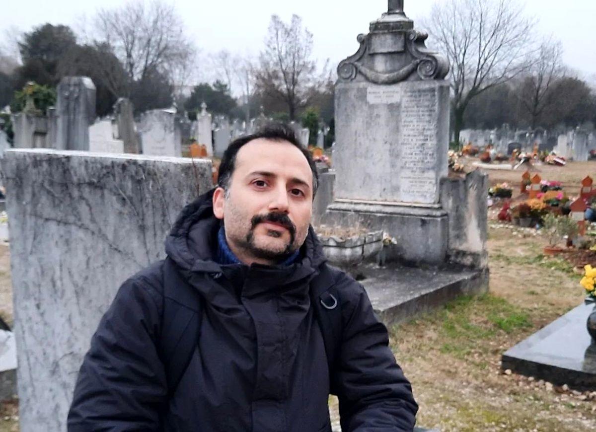 واکنش روزنامه ایران به خودکشی یک ایرانی در فرانسه به دلیل اعتراضات