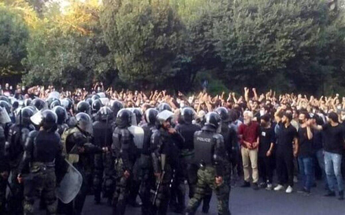 هشدار درباره آغاز اعتراضات و ناآرامی‌‌های ۱۴۰۱