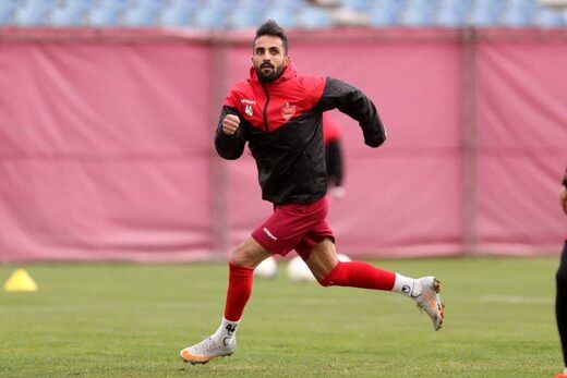 مهاجم پرسپولیس مصدوم شد
