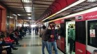 اختلال در متروی تهران | مسافران در قطار حبس شدند