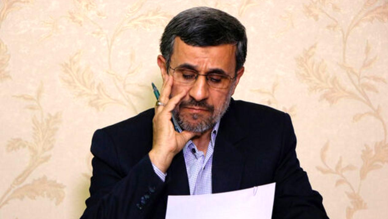 ببینید | تبریک کریسمسی احمدی‌نژاد به زبان انگلیسی 