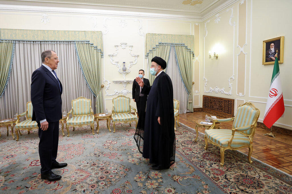 اتفاق عجیب در دیدار وزیر خارجه روسیه با رئیسی