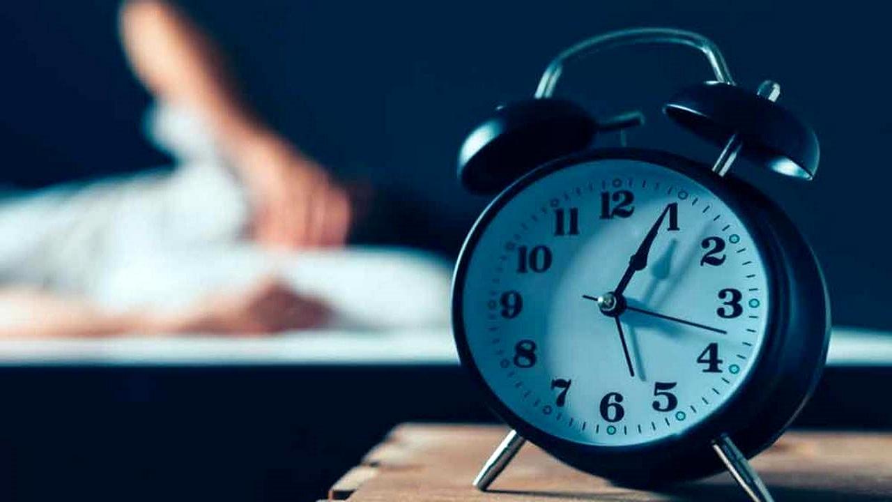۸ دلیلی که باعث بی‌خوابی شما می‌شود