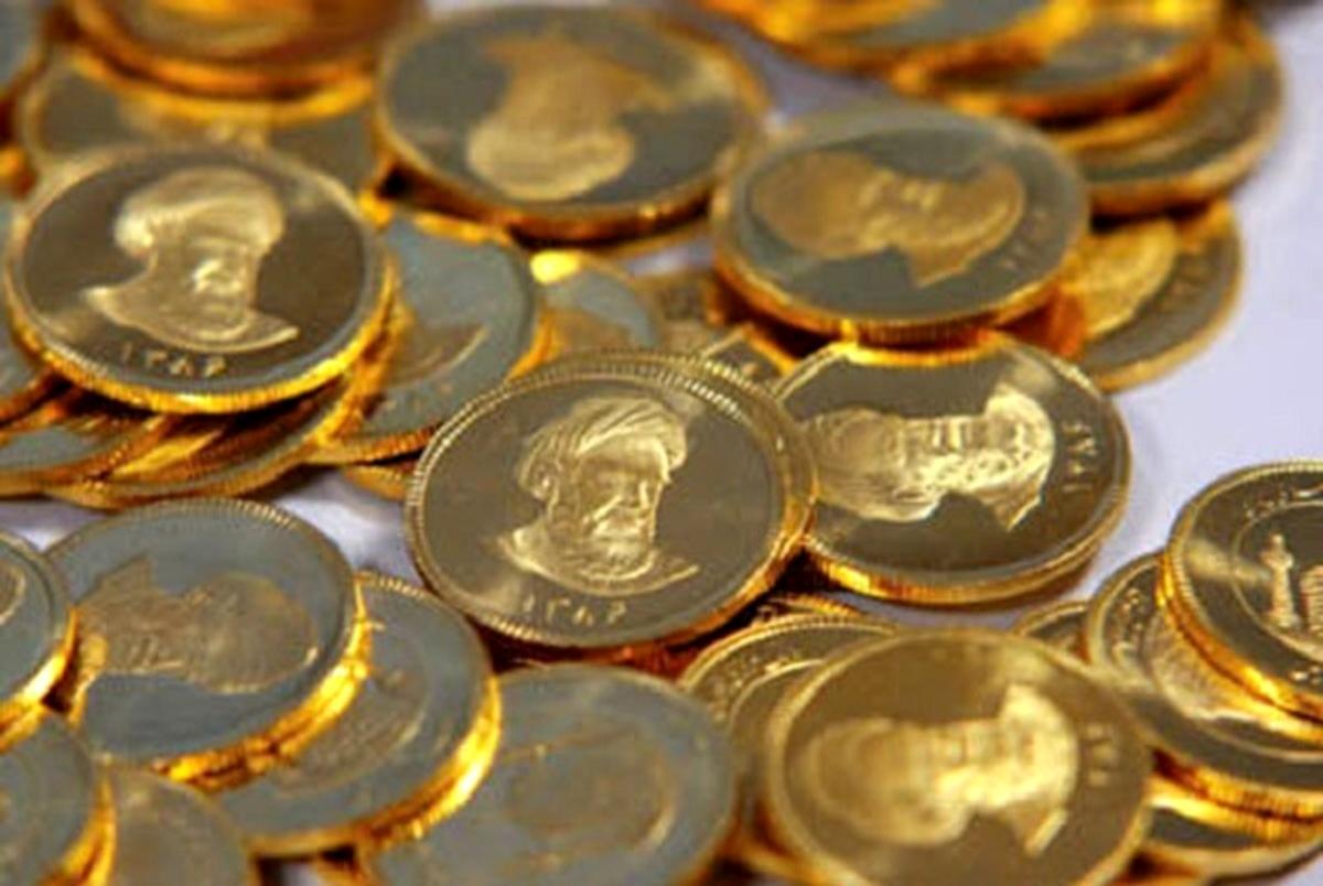 سرگیجه در بازار طلا و سکه / حرکت معکوس قیمت طلا و سکه در بازار + جدول قیمت ها